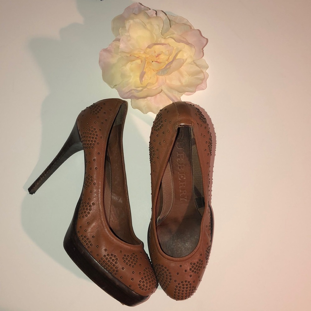 Burberry Brown Leather Studded Stiletto Pumps 38/8